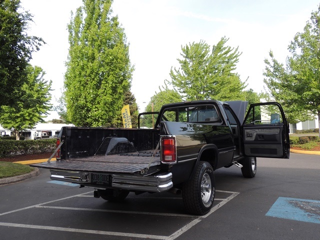 1991 Dodge RAM 250 LE / 4X4 / 5.9L TURBO DIESEL / MANUAL TRANNY   - Photo 28 - Portland, OR 97217