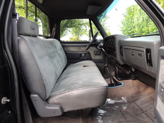 1991 Dodge RAM 250 LE / 4X4 / 5.9L TURBO DIESEL / MANUAL TRANNY   - Photo 11 - Portland, OR 97217