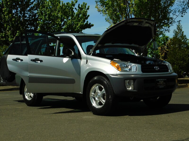 2002 Toyota RAV4 4WD / 4-cyl / NEW TIRES / 5-SPEED MANUAL   - Photo 29 - Portland, OR 97217