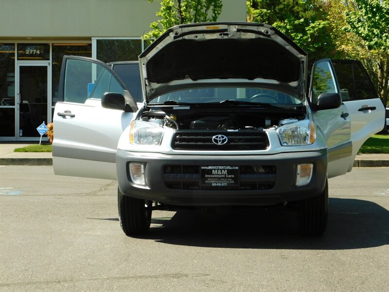 2002 Toyota RAV4 4WD / 4-cyl / NEW TIRES / 5-SPEED MANUAL   - Photo 30 - Portland, OR 97217