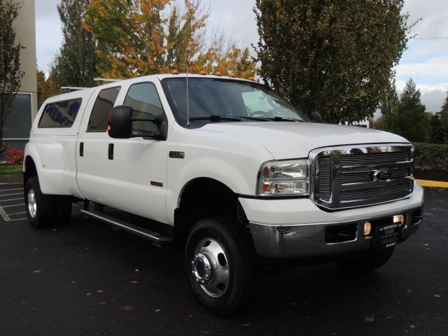 2006 Ford F-350 Super Duty Lariat / 4X4 / TURBO DIESEL / DUALLY   - Photo 2 - Portland, OR 97217