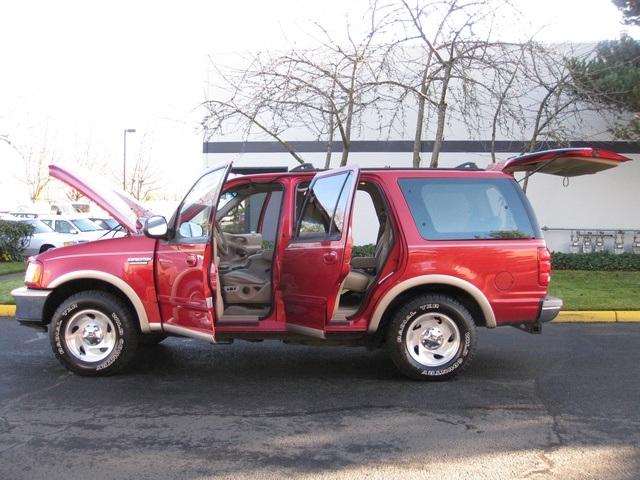 1997 Ford Expedition Eddie Bauer 4X4 *8-Passengers* / Fully Loaded   - Photo 24 - Portland, OR 97217