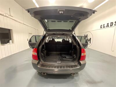 2007 Kia Sportage LX Sport Utility / 2.7L 6Cyl / Backup Camera  / Low miles / Great Condition - Photo 37 - Gladstone, OR 97027