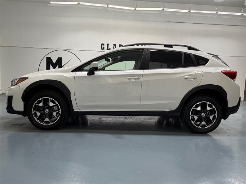 2018 Subaru Crosstrek 2.0i Premium Sport Utility AWD / ONLY 15,000 MILES  / LOCAL CAR / RUST FREE - Photo 3 - Gladstone, OR 97027