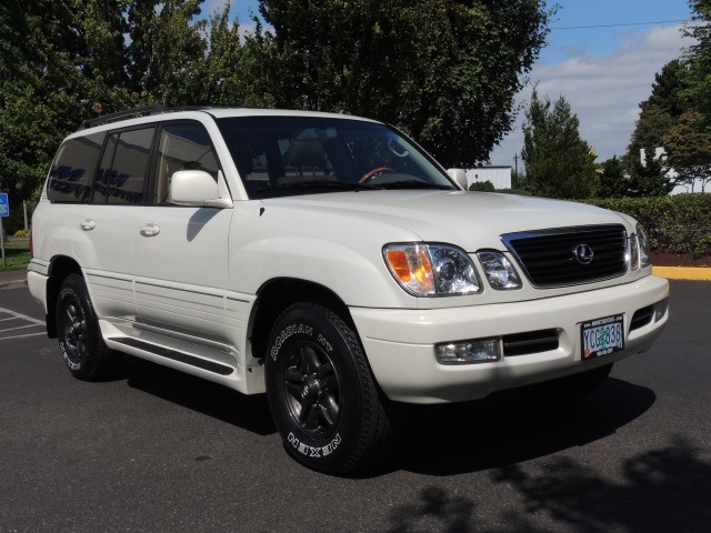 2000 Lexus LX 470   - Photo 2 - Portland, OR 97217