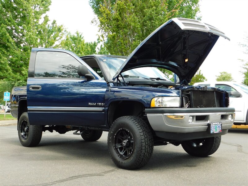 2001 Dodge Ram 1500 SLT Plus 4dr Quad Cab 4X4 5.9L 8Cyl / LOW MILES   - Photo 28 - Portland, OR 97217