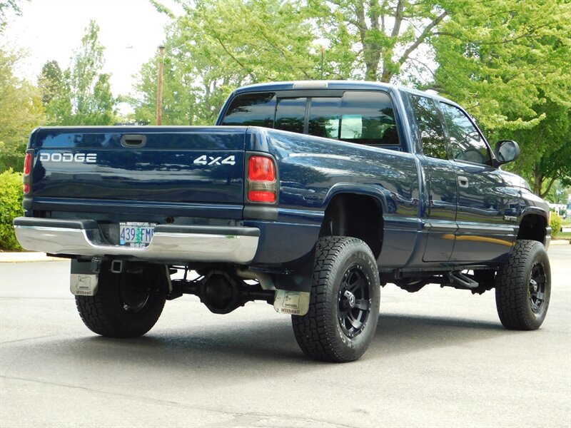 2001 Dodge Ram 1500 SLT Plus 4dr Quad Cab 4X4 5.9L 8Cyl / LOW MILES   - Photo 10 - Portland, OR 97217