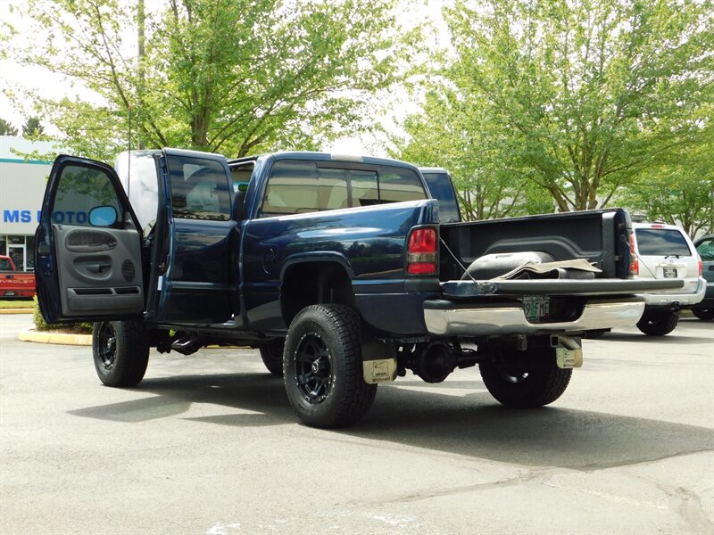 2001 Dodge Ram 1500 SLT Plus 4dr Quad Cab 4X4 5.9L 8Cyl / LOW MILES   - Photo 26 - Portland, OR 97217