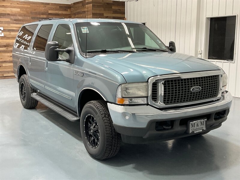 2000 Ford Excursion XLT 4X4 /7.3L DIESEL /NEW WHEELS TIRES/ 152K MILES  / LOCAL SUV / ZERO RUST / 8-Passenger / LOW MILES - Photo 2 - Gladstone, OR 97027