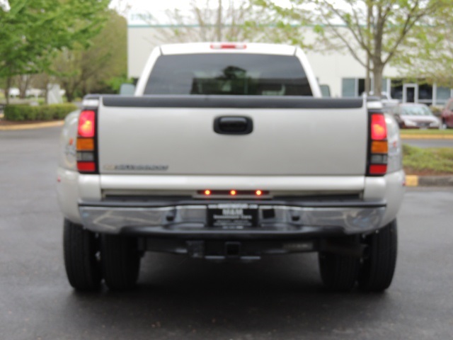 2007 Chevrolet Silverado 3500 Classic LT3 / 4X4 / 6.6L Duramax Diesel / DUALLY   - Photo 6 - Portland, OR 97217