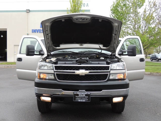 2007 Chevrolet Silverado 3500 Classic LT3 / 4X4 / 6.6L Duramax Diesel / DUALLY   - Photo 33 - Portland, OR 97217