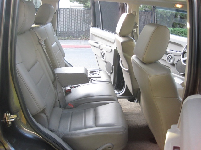 2006 Jeep Commander Sport/4WD/Leather/Moonroof/3RD Seat   - Photo 23 - Portland, OR 97217