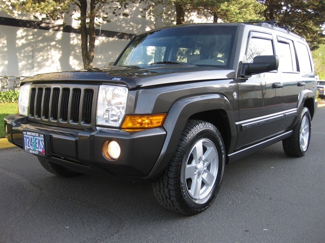 2006 Jeep Commander Sport/4WD/Leather/Moonroof/3RD Seat   - Photo 50 - Portland, OR 97217