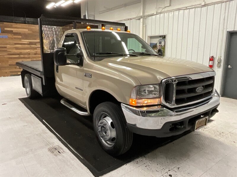 2000 Ford F-550 XLT Regular Cab 4X4 /7.3L DIESEL / 6-SPD / FLATBED  / DUALLY / 1-OWNER / LONG BED / 6-SPEED MANUAL / FLAT BED / LOCAL TRUCK / ONLY 74,000 MILES - Photo 2 - Gladstone, OR 97027