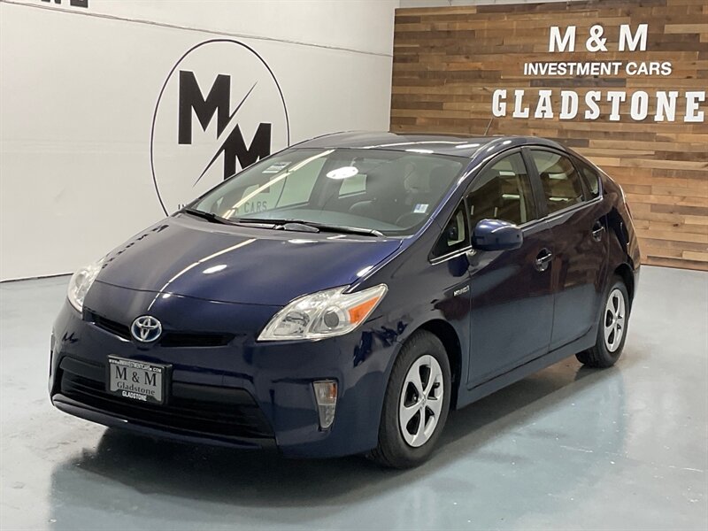 2012 Toyota Prius Three Hatchback /Hybrid /1-OWNER / NAVIGATION  / Backup Camera - Photo 50 - Gladstone, OR 97027