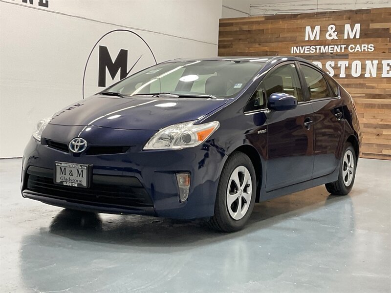 2012 Toyota Prius Three Hatchback /Hybrid /1-OWNER / NAVIGATION  / Backup Camera - Photo 48 - Gladstone, OR 97027