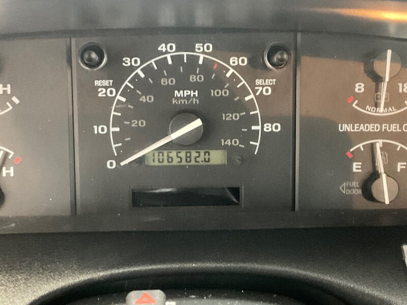 1994 Ford F-250 XLT Regular Cab 5-SPEED MANUAL/4.9L 6Cyl/106K MILE /LOCAL TRUCK w. ZERO RUST - Photo 36 - Gladstone, OR 97027
