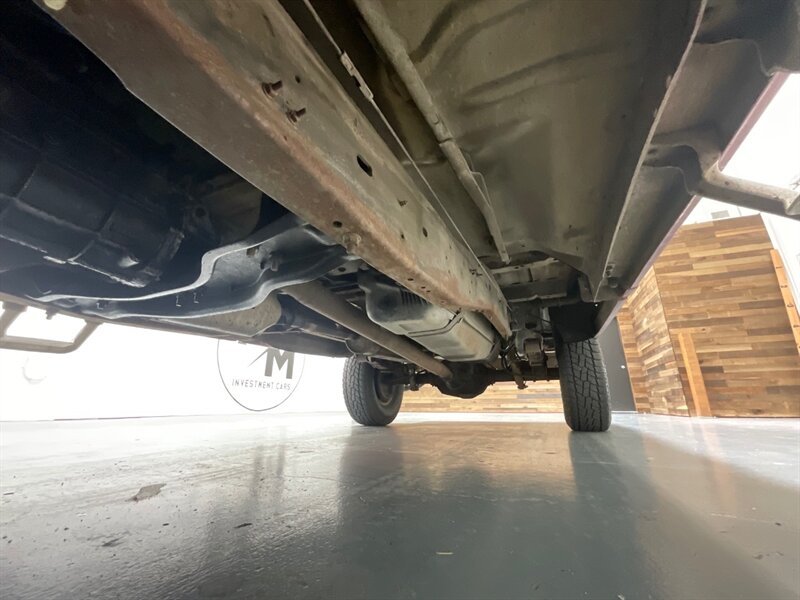 1994 Ford F-250 XLT Regular Cab 5-SPEED MANUAL/4.9L 6Cyl/106K MILE /LOCAL TRUCK w. ZERO RUST - Photo 35 - Gladstone, OR 97027