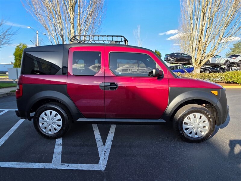 2007 Honda Element ALL WHEEL DRIVE  5-SPEED MANUAL  SUNROOF / 1-OWNER  / JUST SERVICED - Photo 3 - Portland, OR 97217