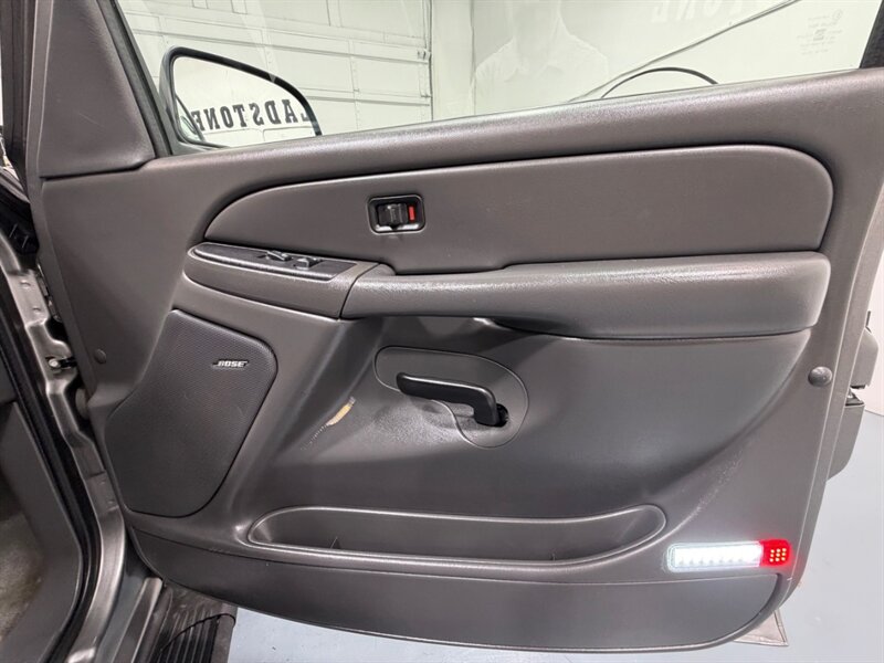 2006 GMC Sierra 1500 SLE 4X4 5.3L V8/ BRAND NEW TIRES / 98K MILES / ZERO RUST - Photo 34 - Gladstone, OR 97027
