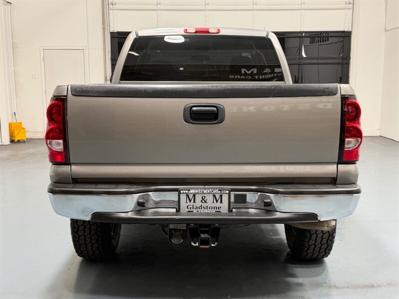 2006 GMC Sierra 1500 SLE 4X4 5.3L V8/ BRAND NEW TIRES / 98K MILES / ZERO RUST - Photo 6 - Gladstone, OR 97027