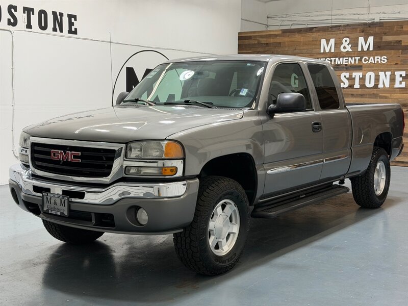 2006 GMC Sierra 1500 SLE 4X4 5.3L V8/ BRAND NEW TIRES / 98K MILES / ZERO RUST - Photo 1 - Gladstone, OR 97027