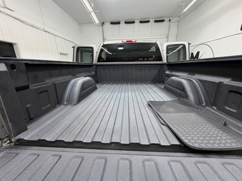 2006 GMC Sierra 1500 SLE 4X4 5.3L V8/ BRAND NEW TIRES / 98K MILES / ZERO RUST - Photo 11 - Gladstone, OR 97027