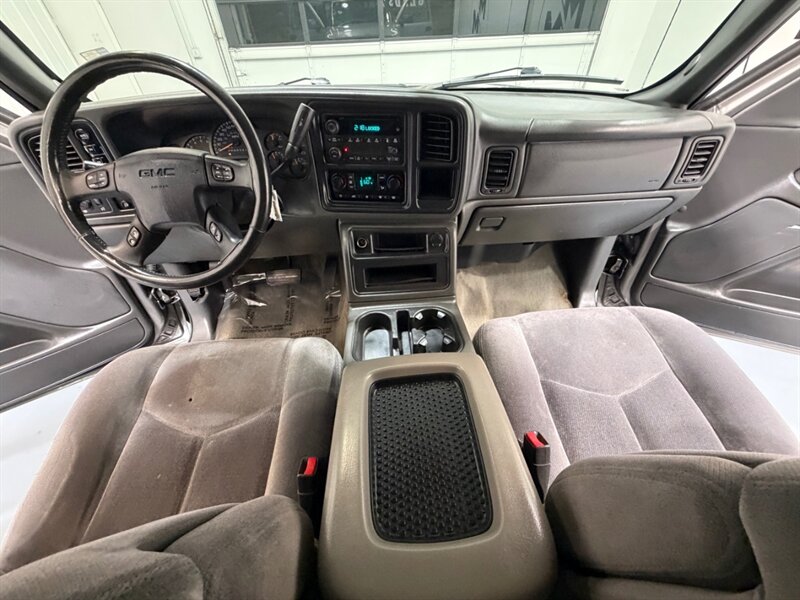 2006 GMC Sierra 1500 SLE 4X4 5.3L V8/ BRAND NEW TIRES / 98K MILES / ZERO RUST - Photo 38 - Gladstone, OR 97027