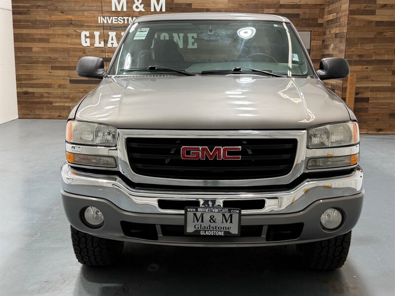 2006 GMC Sierra 1500 SLE 4X4 5.3L V8/ BRAND NEW TIRES / 98K MILES / ZERO RUST - Photo 5 - Gladstone, OR 97027