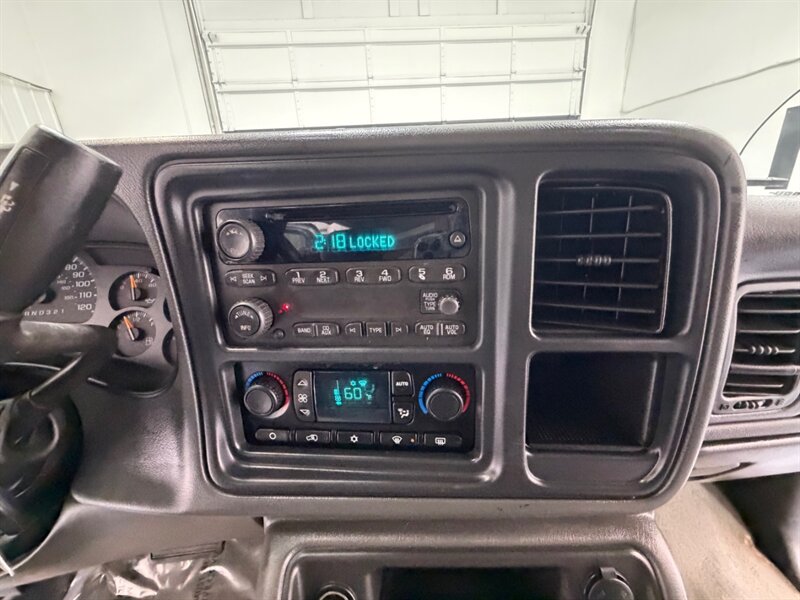 2006 GMC Sierra 1500 SLE 4X4 5.3L V8/ BRAND NEW TIRES / 98K MILES / ZERO RUST - Photo 18 - Gladstone, OR 97027