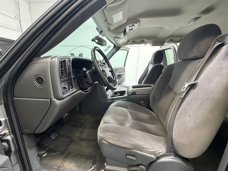 2006 GMC Sierra 1500 SLE 4X4 5.3L V8/ BRAND NEW TIRES / 98K MILES / ZERO RUST - Photo 12 - Gladstone, OR 97027