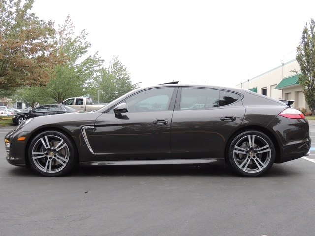 2013 Porsche Panamera 4 / AWD / PLATINUM EDITION / Only 15000 miles   - Photo 3 - Portland, OR 97217