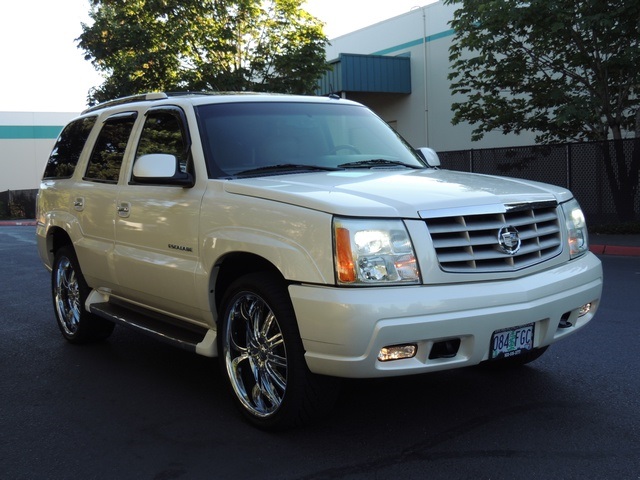 2003 Cadillac Escalade AWD/ 3RD SEAT/ Excel Cond   - Photo 2 - Portland, OR 97217