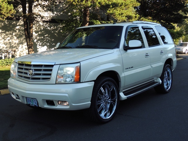 2003 Cadillac Escalade AWD/ 3RD SEAT/ Excel Cond   - Photo 1 - Portland, OR 97217