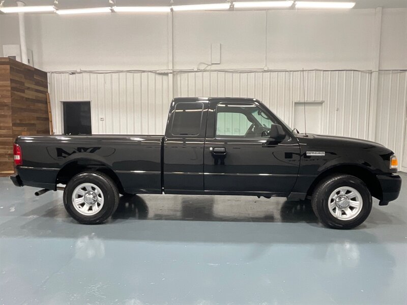 2008 Ford Ranger XLT Super Cab RWD / 2.3L 4Cyl / Automatic / LOCAL  / ZERO RUST / Towing Pkg - Photo 4 - Gladstone, OR 97027