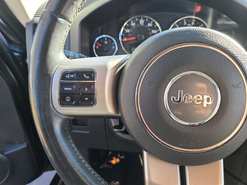 2012 Jeep Liberty JET EDITION / LEATHER / NITTO TIRES / 99K MILES  / CUSTOM WHEELS / FRESH TRADE / LOW MILES / LIMITED EDITION / IMMACULATE - Photo 35 - Portland, OR 97217