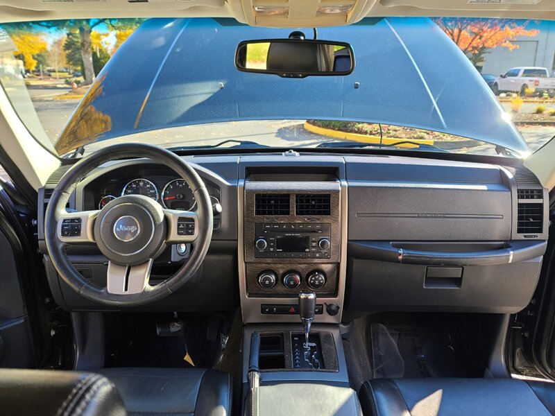 2012 Jeep Liberty JET EDITION / LEATHER / NITTO TIRES / 99K MILES  / CUSTOM WHEELS / FRESH TRADE / LOW MILES / LIMITED EDITION / IMMACULATE - Photo 18 - Portland, OR 97217