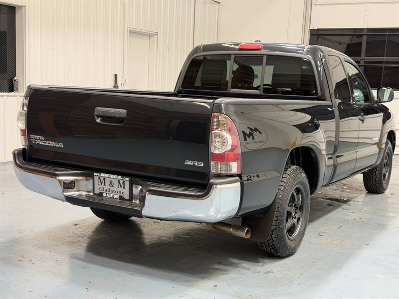 2010 Toyota Tacoma SR5 Extended Cab 2WD / 2.7L 4Cyl /NEW WHEELS TIRES /Backup Camera / ZERO RUST - Photo 8 - Gladstone, OR 97027