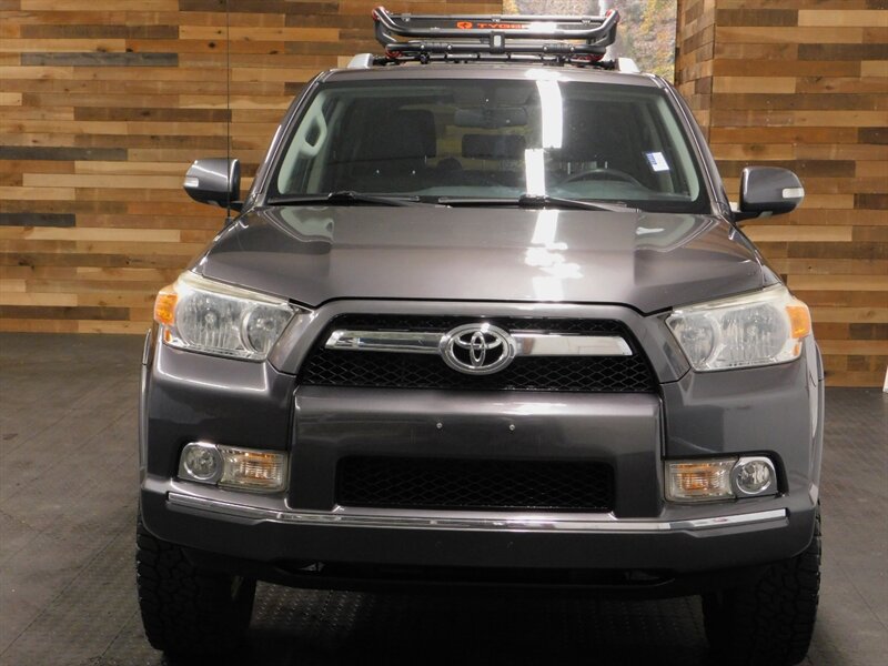 2011 Toyota 4Runner SR5 4X4 / 1-OWNER /   - Photo 5 - Gladstone, OR 97027