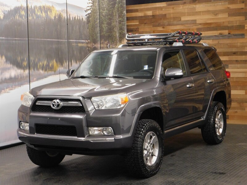 2011 Toyota 4Runner SR5 4X4 / 1-OWNER /   - Photo 1 - Gladstone, OR 97027