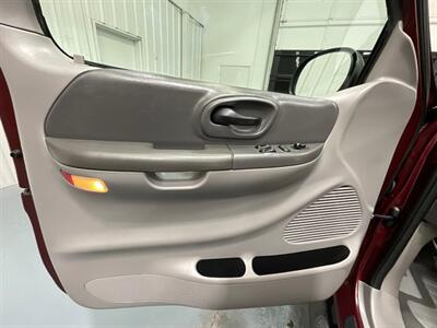 1999 Ford F-250 XLT 4X4 Regular Cab / LONG BED / 120K MILES  / ZERO RUST - Photo 32 - Gladstone, OR 97027