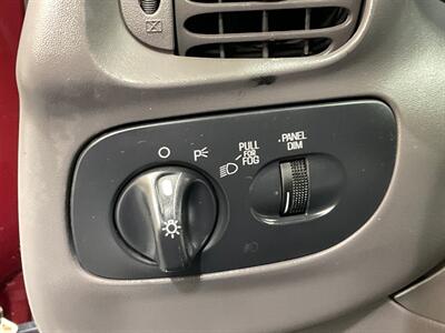 1999 Ford F-250 XLT 4X4 Regular Cab / LONG BED / 120K MILES  / ZERO RUST - Photo 38 - Gladstone, OR 97027