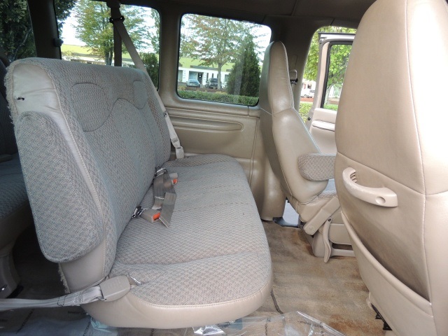 2002 Chevrolet Express 3500 / 15-Passenger Van / V8 / 1-TON / 82k miles   - Photo 19 - Portland, OR 97217