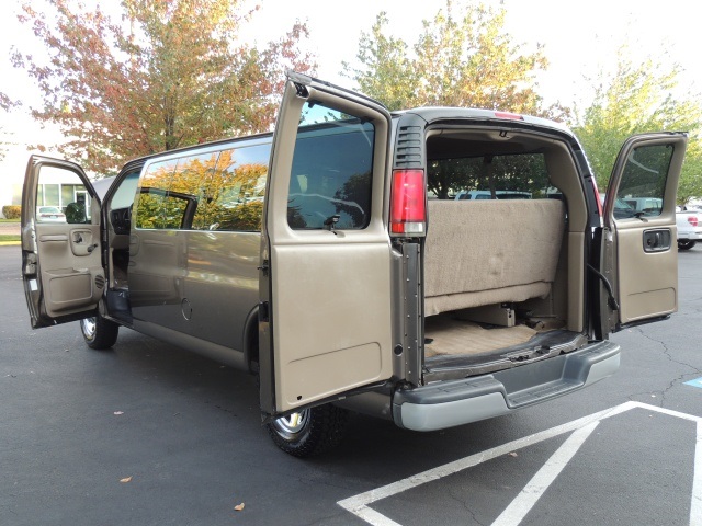 2002 Chevrolet Express 3500 / 15-Passenger Van / V8 / 1-TON / 82k miles   - Photo 11 - Portland, OR 97217