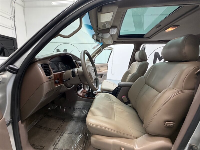 2000 Toyota 4Runner Limited 4X4 3.4L V6 / Rear Diff Lock /Leather / Sunroof / ZERO RUST / TIMING BELT SERVICE DONE - Photo 9 - Gladstone, OR 97027