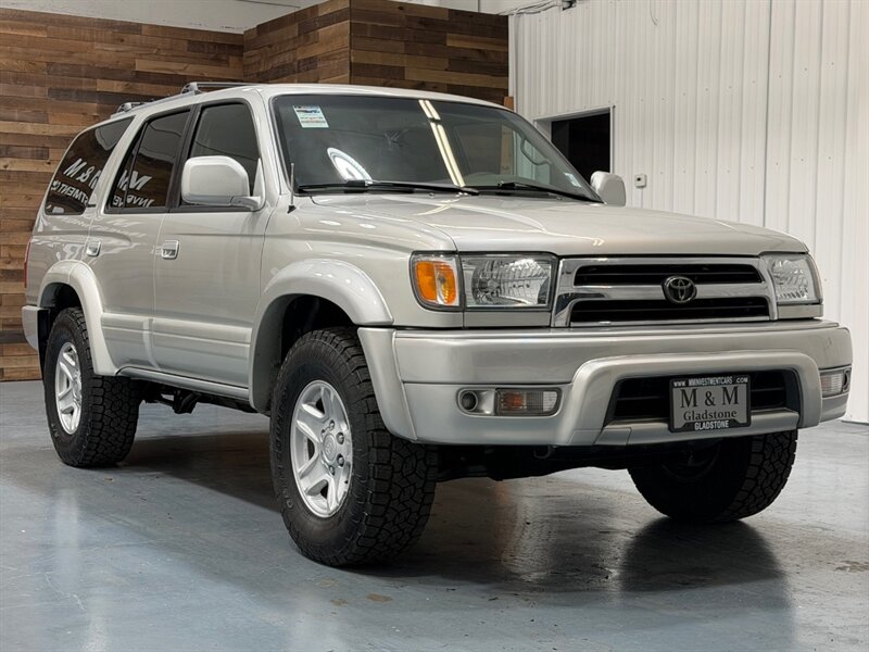 2000 Toyota 4Runner Limited 4X4 3.4L V6 / Rear Diff Lock /Leather / Sunroof / ZERO RUST / TIMING BELT SERVICE DONE - Photo 56 - Gladstone, OR 97027