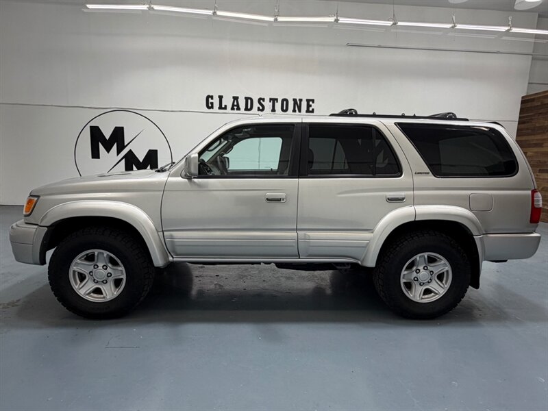 2000 Toyota 4Runner Limited 4X4 3.4L V6 / Rear Diff Lock /Leather / Sunroof / ZERO RUST / TIMING BELT SERVICE DONE - Photo 3 - Gladstone, OR 97027