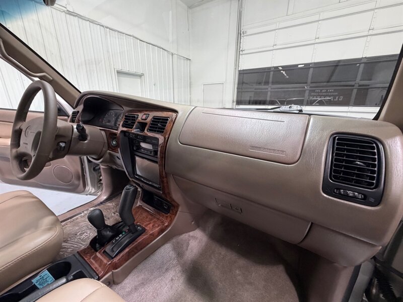 2000 Toyota 4Runner Limited 4X4 3.4L V6 / Rear Diff Lock /Leather / Sunroof / ZERO RUST / TIMING BELT SERVICE DONE - Photo 34 - Gladstone, OR 97027