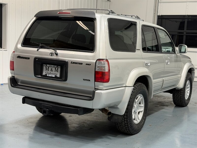 2000 Toyota 4Runner Limited 4X4 3.4L V6 / Rear Diff Lock /Leather / Sunroof / ZERO RUST / TIMING BELT SERVICE DONE - Photo 7 - Gladstone, OR 97027