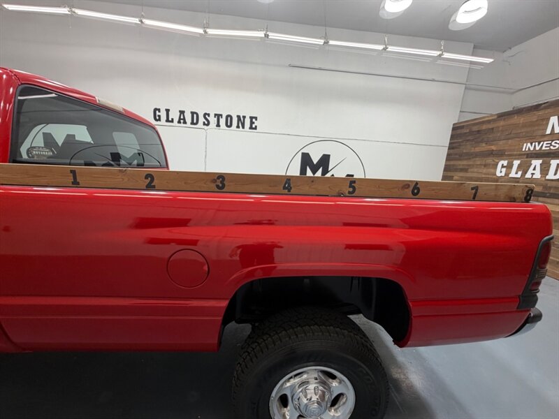 2001 Dodge Ram 2500 ST QUAD CAB 4x4 / 5.9L CUMMINS DIESEL / NEW TIRES / ONLY 138K MILES / LOCAL OREGON TRUCK - Photo 9 - Gladstone, OR 97027